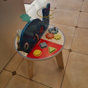 table d'activités en bois