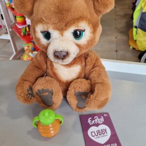 cubby l'ours curieux