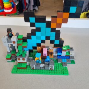 LEGO minecraft 21244