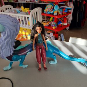 princesse raya et son dragon