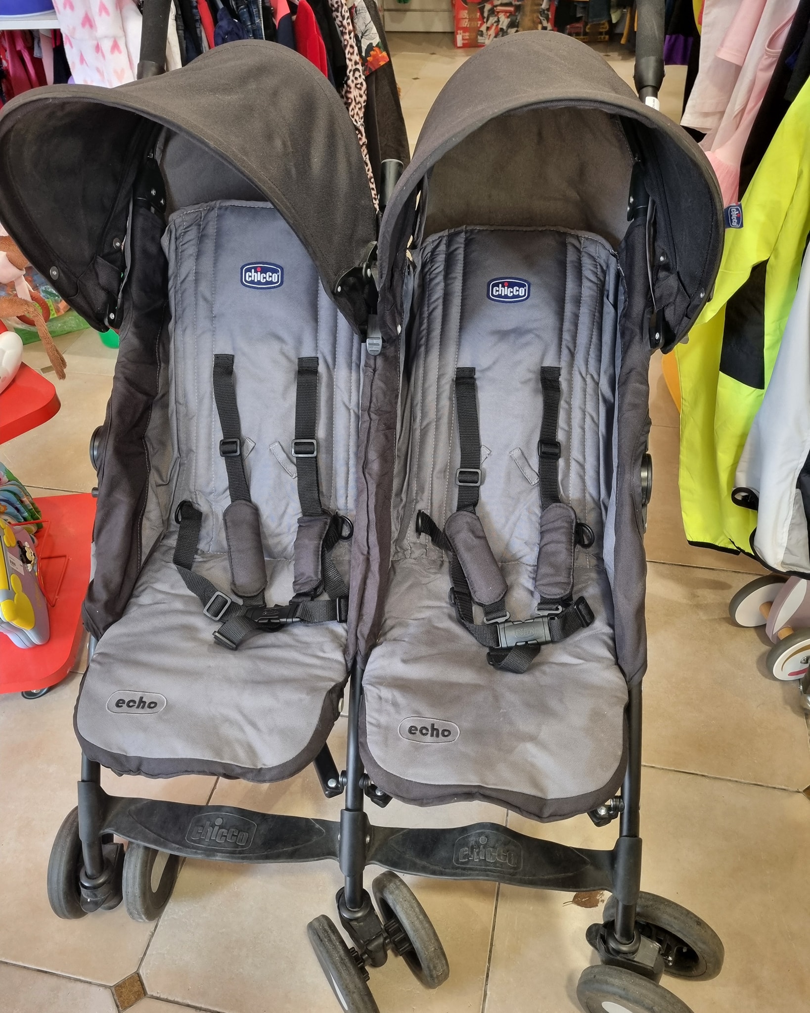poussette double écho twin Chicco
