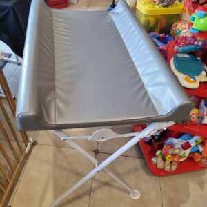 table à langer pliante