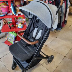 poussette compacte pixel renolux
