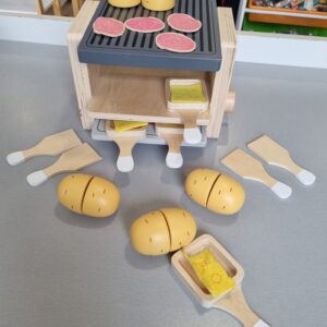 four à raclettes en bois