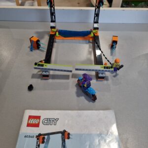 LEGO 60340 - le défi de cascade
