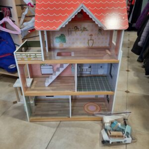 Maison de poupée en bois + accessoires